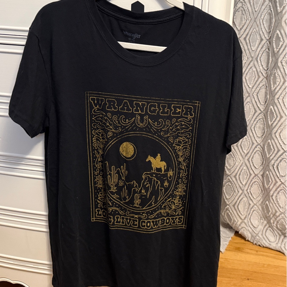 Wrangler Black Short-Sleeve Tee with Gold Western Graphic